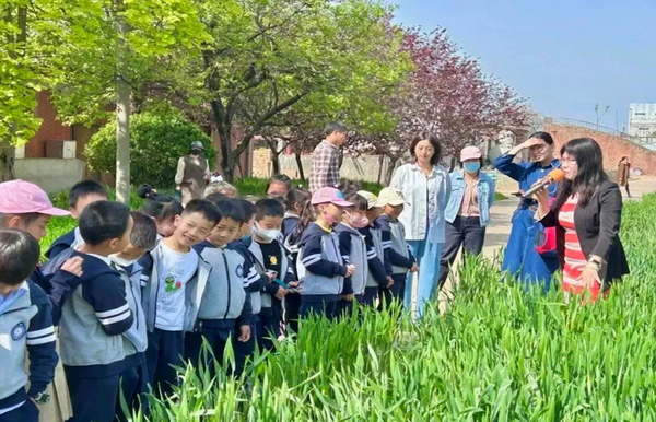 党支部为小学生科普农业知识1.png